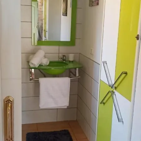La Pera - - Canaryhousing * Imada